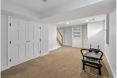 22 Midvale Dr, New Providence, NJ 07974 - Photo 27