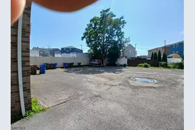 3016 S Wood Ave, Linden, NJ 07036 - Photo 9
