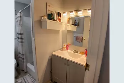 3016 S Wood Ave, Linden, NJ 07036 - Photo 21