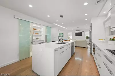 33 S Mountain Rd, Millburn, NJ 07041 - Photo 11