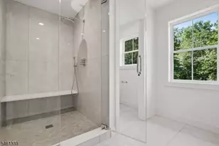 14 Maplewood Dr, Livingston, NJ 07039 - Photo 15