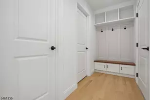 14 Maplewood Dr, Livingston, NJ 07039 - Photo 23