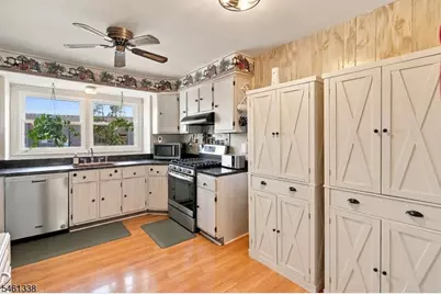 921 Robin Rd, Hillsborough Township, NJ 08844 - Photo 5