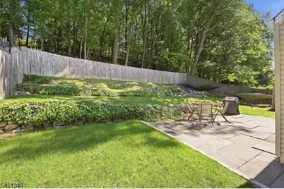 138 Rafkind Rd, Bloomingdale, NJ 07403 - Photo 37