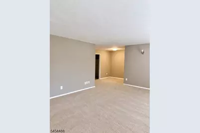 132 Claremont Rd #7B, Bernardsville, NJ 07924 - Photo 5