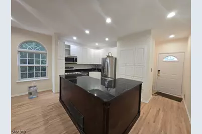 1098 Oakcroft Ln, Franklin Township, NJ 08873 - Photo 7