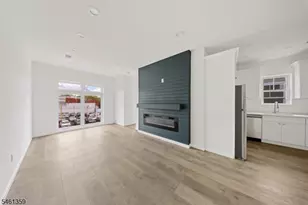 20 N Straight St, Paterson, NJ 07522 - Photo 3