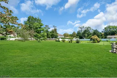 336 Summit Rd, Mountainside, NJ 07092 - Photo 31