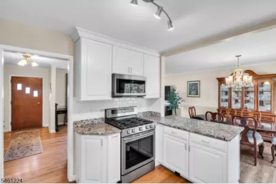 336 Summit Rd, Mountainside, NJ 07092 - Photo 5