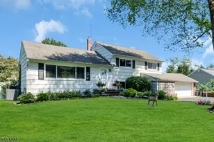 336 Summit Rd, Mountainside, NJ 07092 - Photo 3