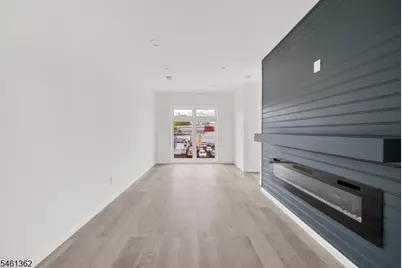 20 N Straight St, Paterson, NJ 07522 - Photo 3
