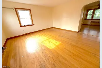 162 Sheridan Ave, Clifton, NJ 07011 - Photo 5