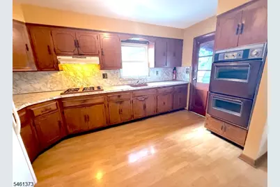 162 Sheridan Ave, Clifton, NJ 07011 - Photo 9