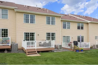 6 Harvey Ct, Clark Township, NJ 07066 - Photo 29