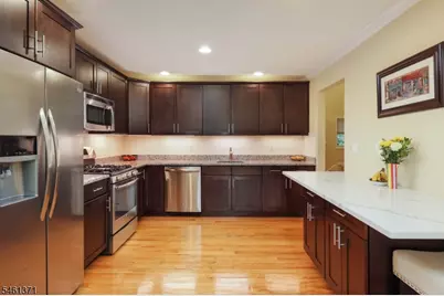6 Harvey Ct, Clark Township, NJ 07066 - Photo 13