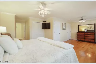 6 Harvey Ct, Clark Township, NJ 07066 - Photo 23