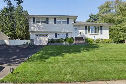 5 Viewpoint Rd, Wayne, NJ 07470 - Photo 1