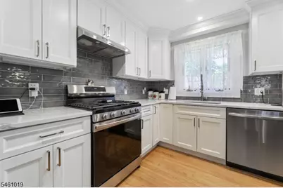 5 Viewpoint Rd, Wayne, NJ 07470 - Photo 13