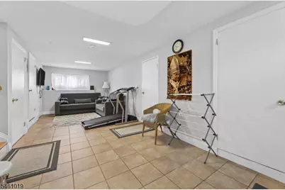 5 Viewpoint Rd, Wayne, NJ 07470 - Photo 27