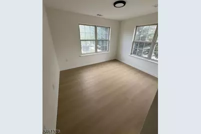 91 Callahan Ct, Newark, NJ 07103 - Photo 15
