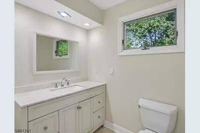 113 Stony Rd, Edison, NJ 08817 - Photo 23