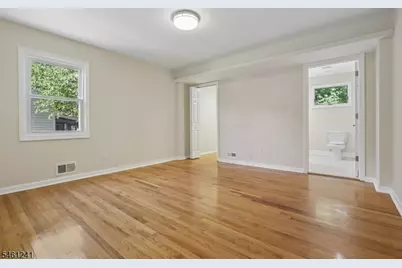 113 Stony Rd, Edison, NJ 08817 - Photo 17