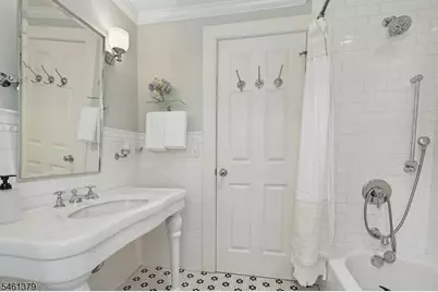 46 Claremont Dr, Maplewood, NJ 07040 - Photo 27