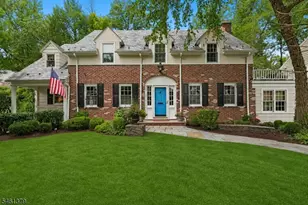 46 Claremont Dr, Maplewood, NJ 07040 - Photo 1