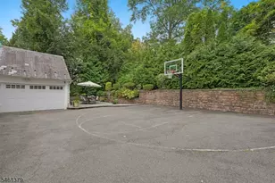 46 Claremont Dr, Maplewood, NJ 07040 - Photo 43