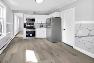 229 Clark Pl, Elizabeth, NJ 07206 - Photo 3
