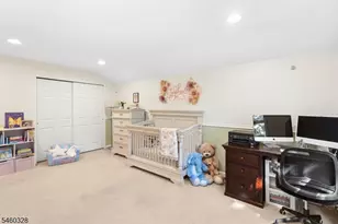 402 Donato Cir, Scotch Plains Township, NJ 07076 - Photo 13