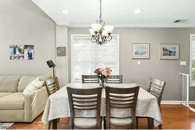 402 Donato Cir, Scotch Plains Township, NJ 07076 - Photo 5