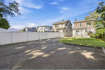 28 Perry St, Belleville, NJ 07109 - Photo 31