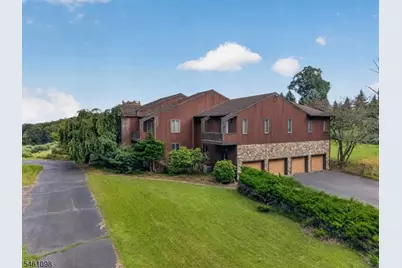 8 Springhill Road, Franklin Township, NJ 08801 - Photo 5
