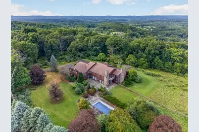 8 Springhill Road, Franklin Township, NJ 08801 - Photo 15