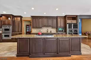 8 Spring Hill Rd, Franklin Township, NJ 08801 - Photo 13