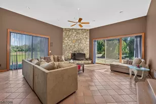 8 Spring Hill Rd, Franklin Township, NJ 08801 - Photo 9