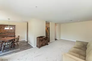 3 Autumn Ct, Roxbury Township, NJ 07852 - Photo 5