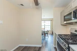 3 Autumn Ct, Roxbury Township, NJ 07852 - Photo 11