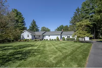 4 Brook Hollow Rd, Peapack Gladstone Boro, NJ 07934 - Photo 1