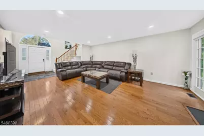 702 Porter Way West, Bridgewater Twp., NJ 08807 - Photo 15