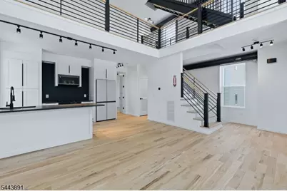 199 N Park St, East Orange, NJ 07017 - Photo 21
