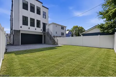 199 N Park St, East Orange, NJ 07017 - Photo 37