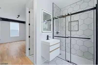 199 N Park St, East Orange, NJ 07017 - Photo 29