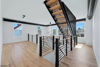 199 N Park St, East Orange, NJ 07017 - Photo 11