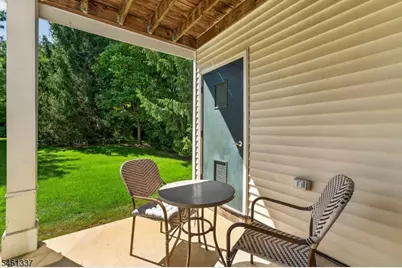 864 Honeybrook Cir, Lopatcong Township, NJ 08886 - Photo 17