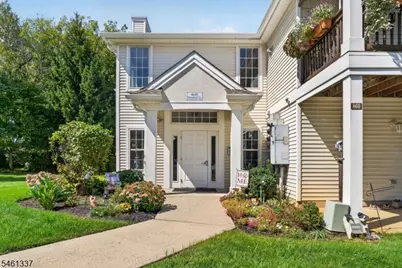 864 Honeybrook Cir, Lopatcong Township, NJ 08886 - Photo 1