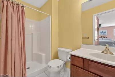 864 Honeybrook Cir, Lopatcong Township, NJ 08886 - Photo 13