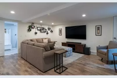 6 Dogwood Hl, Warren Township, NJ 07059 - Photo 17