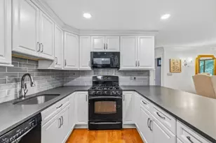 179 Redwood Ctunit11, Ramsey, NJ 07446 - Photo 7